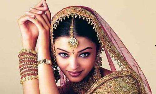 印度女爆料印度街头视频,揭露社会阴暗面